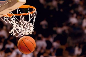 开云体育官网-秘鲁风暴席卷鹿特丹，2026世界杯G组关键战中的闪电反击与坎塞洛的领袖光芒