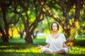 开云体育2026-冰雪与烈焰的碰撞，阿诺德压哨绝杀，芬兰虽败犹荣