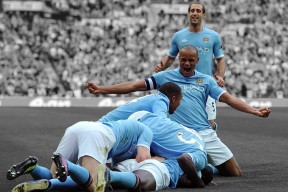 开云体育官网-勇士压制鹈鹕，当团队铁壁遇上孤星闪耀，东契奇里程碑背后的篮球真谛