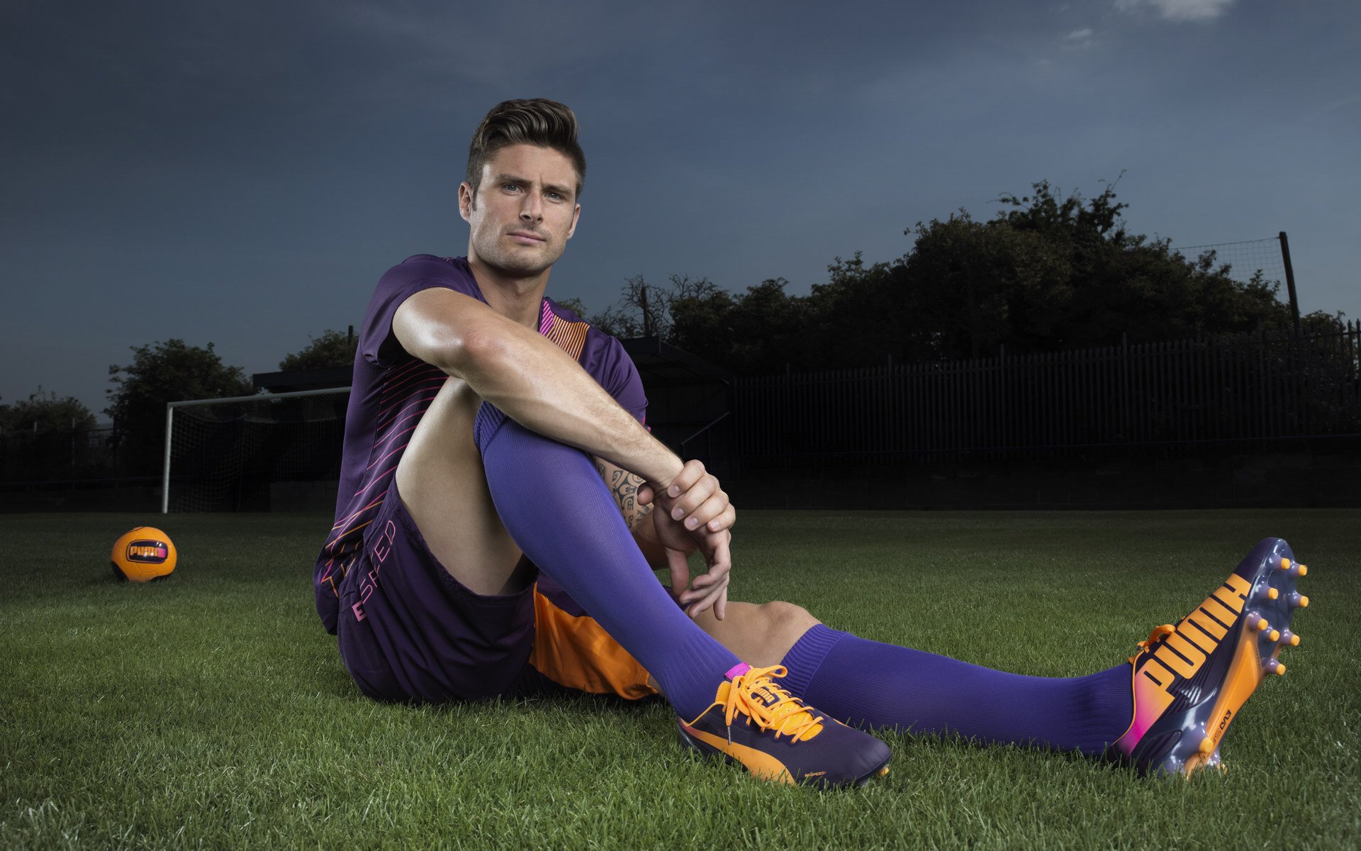 加克波持续制造杀伤，尼斯加时取胜加拿大，当足球成为新大陆的战争隐喻